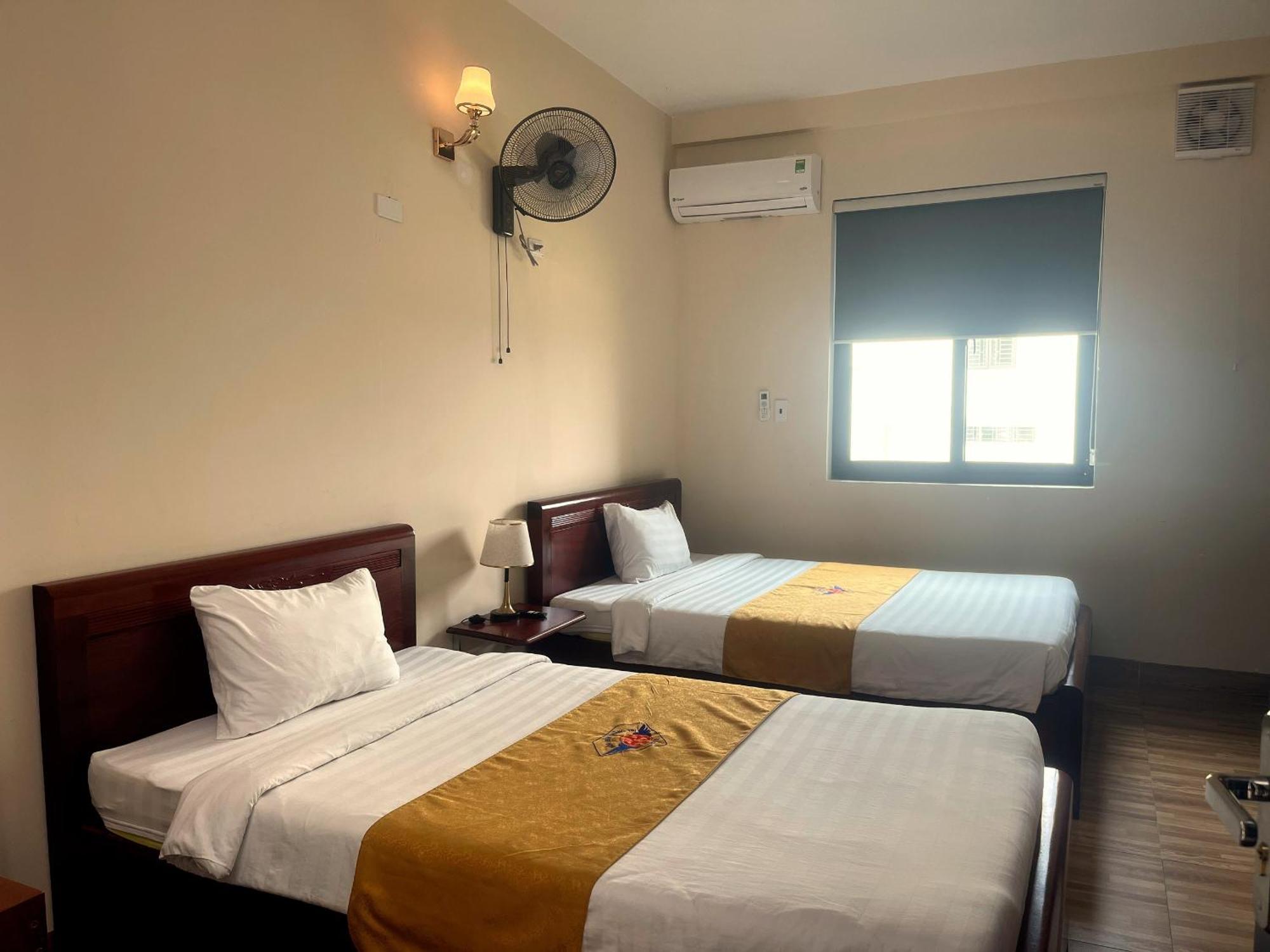 Khach San Hoa Binh Quang Tri Hotel Dong Ha Exterior photo