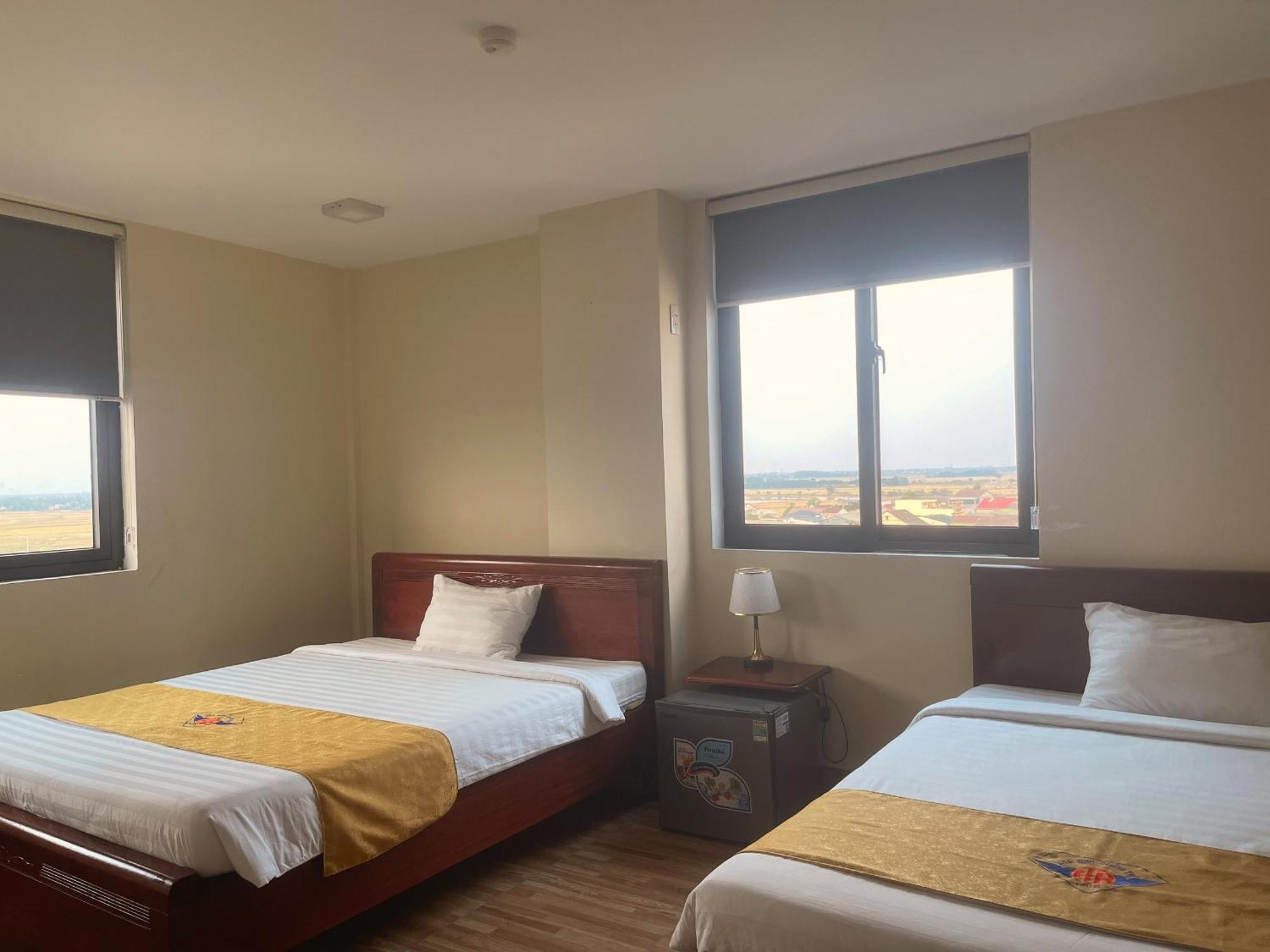 Khach San Hoa Binh Quang Tri Hotel Dong Ha Exterior photo